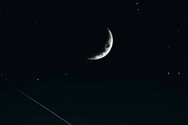 August waning Moon Phase Northern Hemisphere.